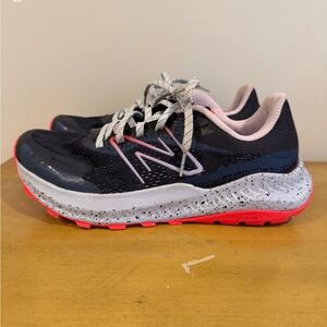 New Balance Womens Dynasoft Nitrel V5 WTNTRLN5 Running Shoes Sneakers Sz 8 M (B)